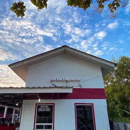 Rayyan'S Roomstay Pantai Kok Bagian luar foto