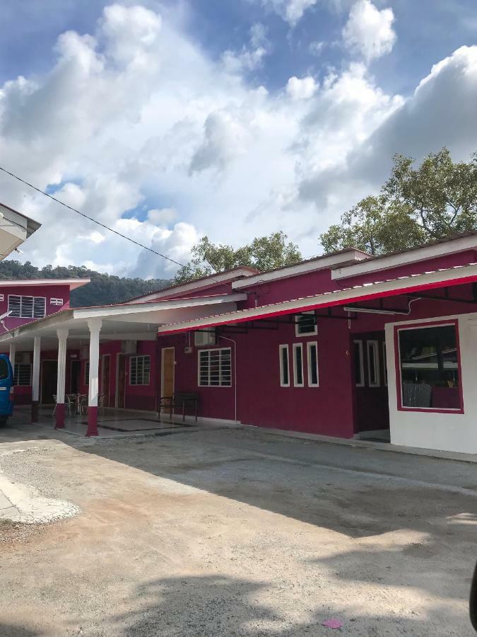 Rayyan'S Roomstay Pantai Kok Bagian luar foto